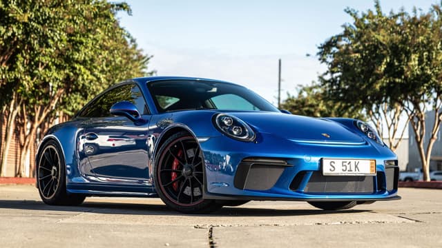 2018 Porsche 911 GT3 Touring in Unknown — photo 1