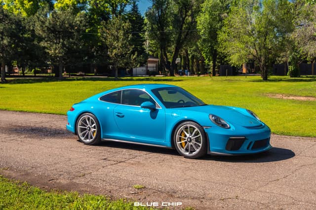 2018 Porsche 911 GT3 Touring in Exterior in Custom Color Non-Metallic — photo 1
