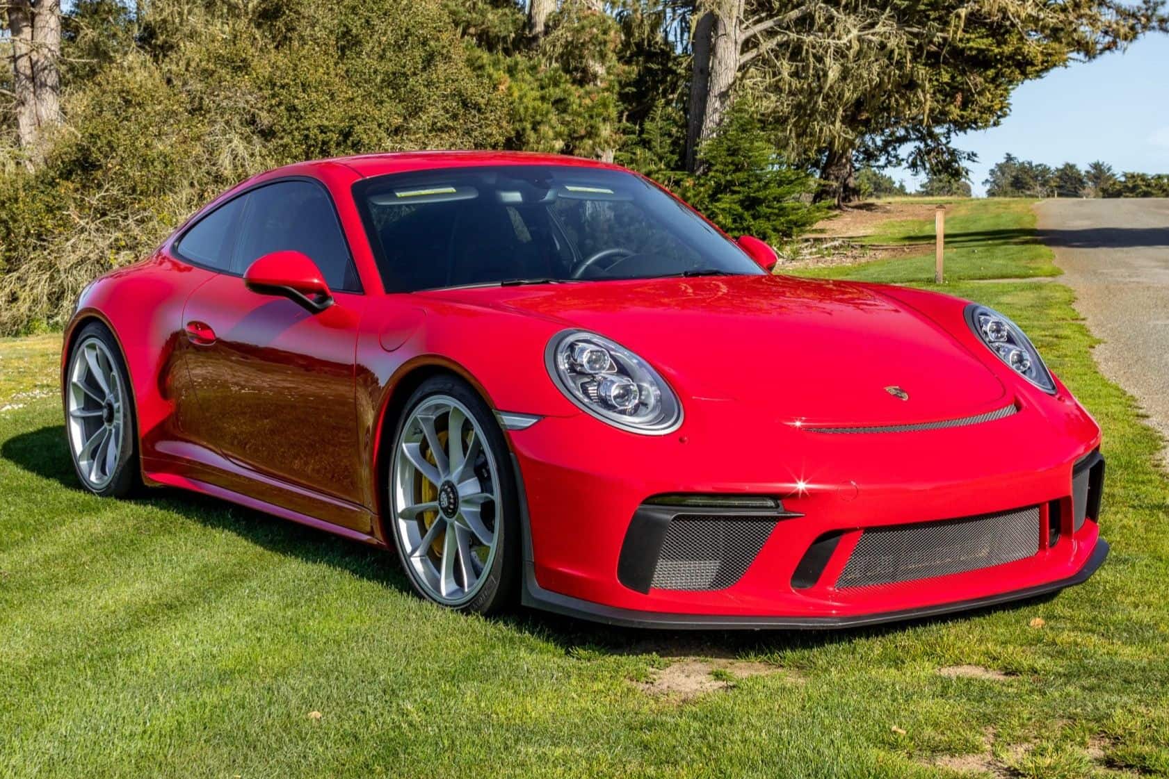 2018 Porsche 911 GT3 Touring in Carmine Red