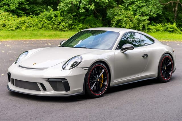 2018 Porsche 911 GT3 Touring in Unknown — photo 1