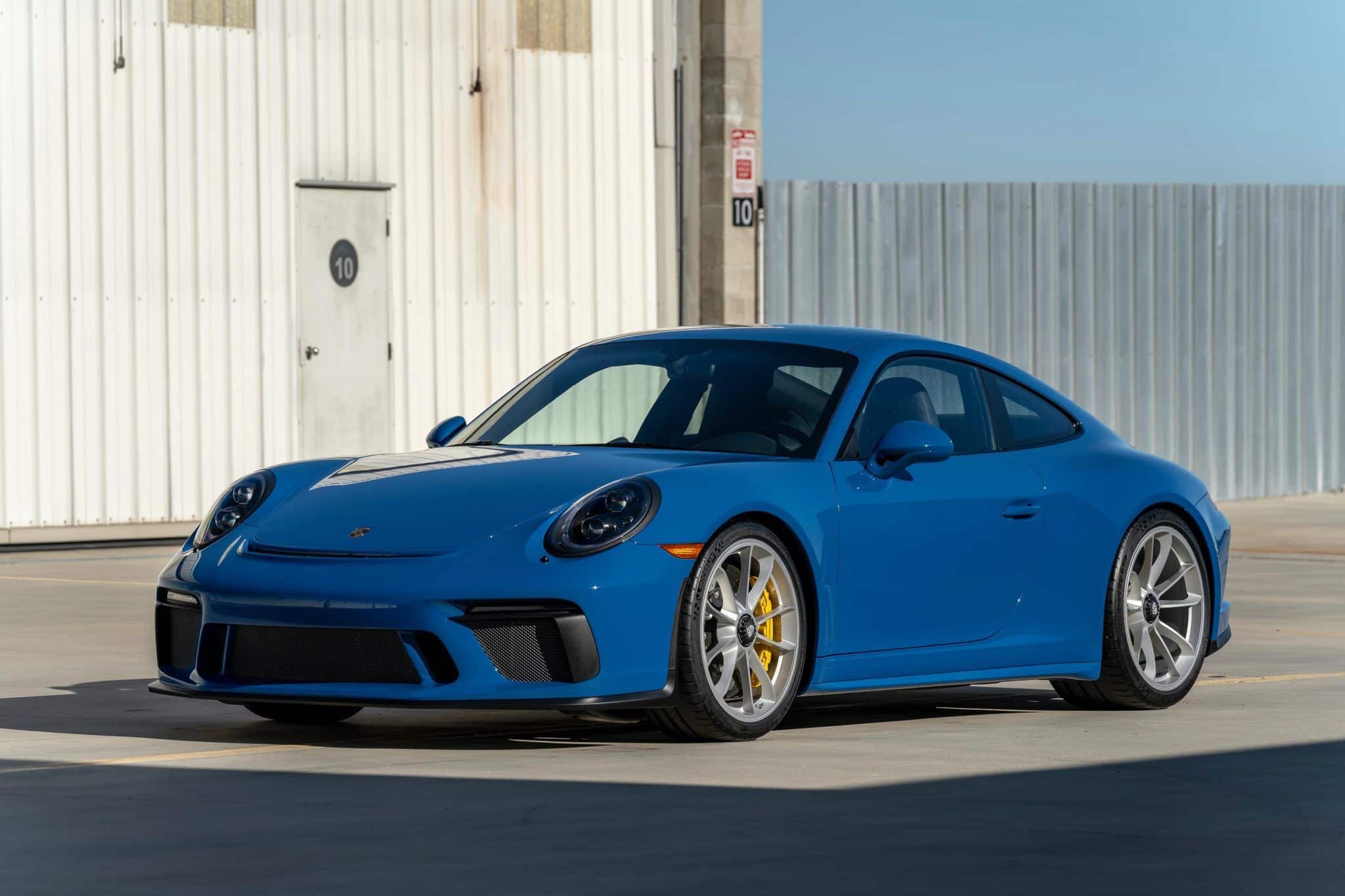 2018 Porsche 911 GT3 Touring in Exterior in Custom Color Non-Metallic