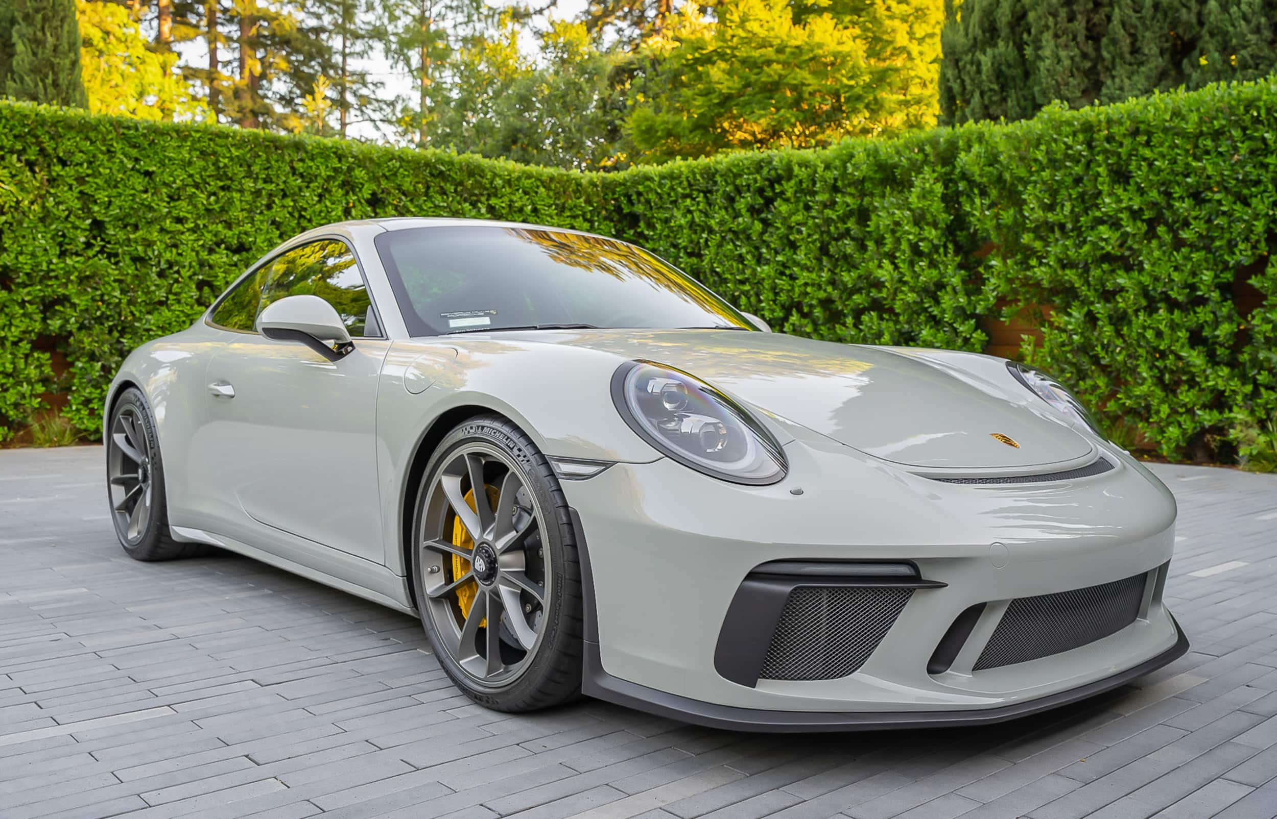 2018 Porsche 911 GT3 Touring in Chalk