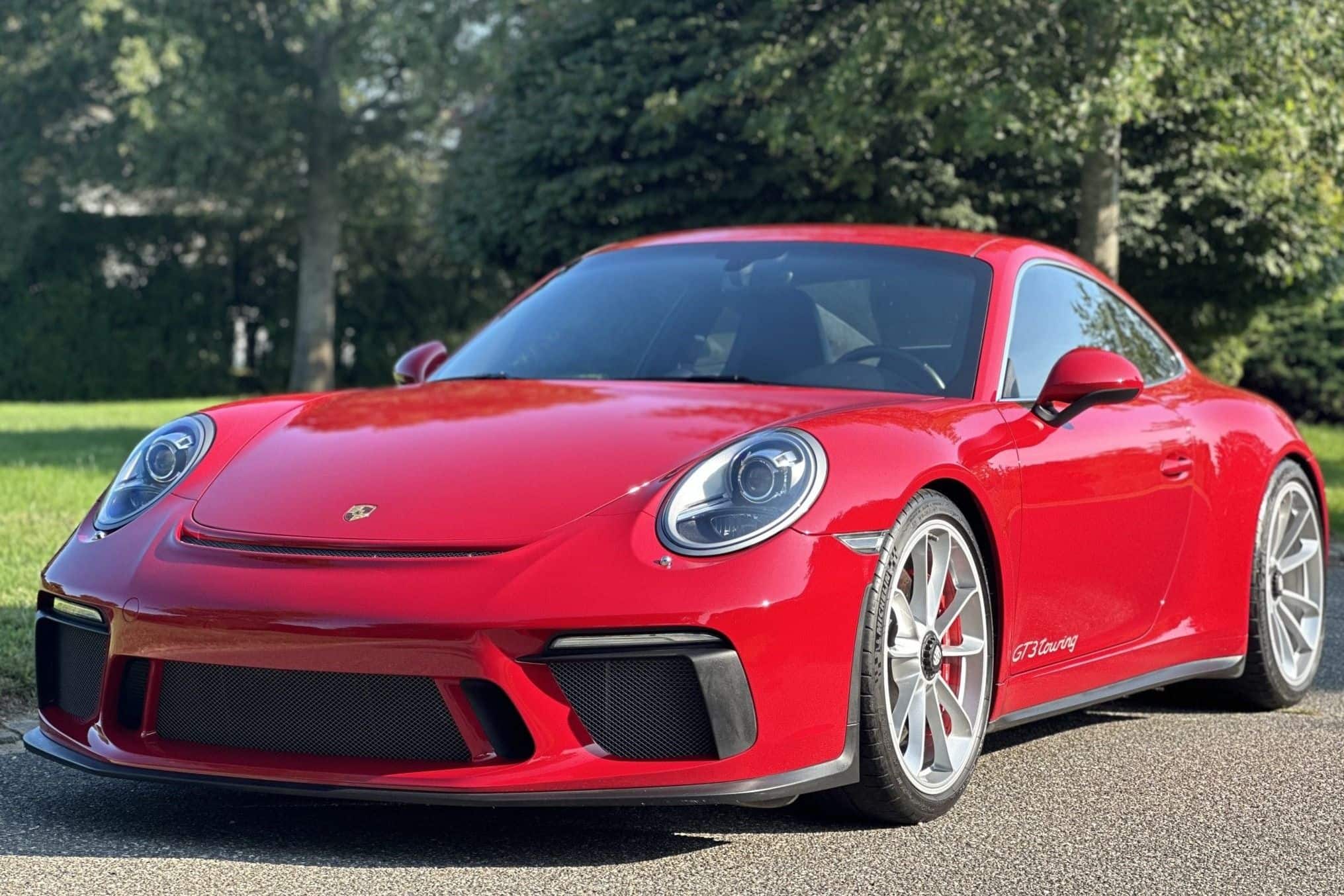2018 Porsche 911 GT3 Touring in Carmine Red