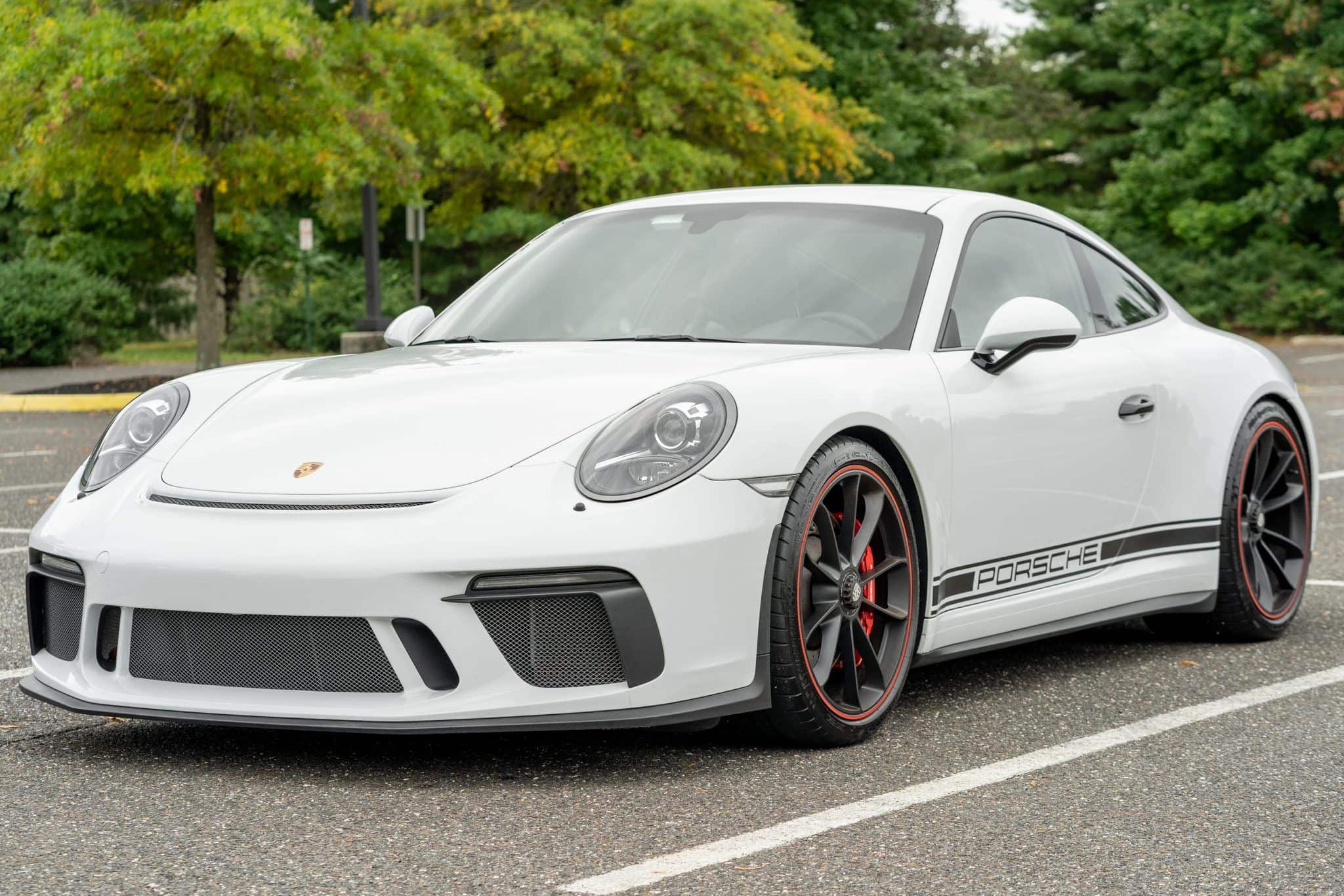 2018 Porsche 911 GT3 Touring in Carrara White Metallic