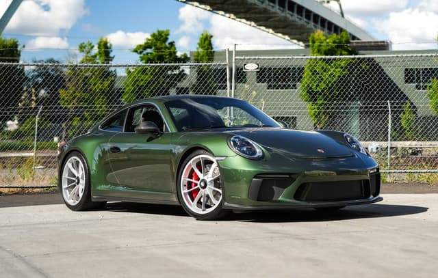 2018 Porsche 911 GT3 Touring in Exterior in Custom Color Metallic — photo 1