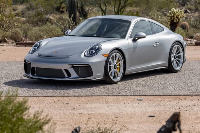 2018 Porsche 911 GT3 Touring in GT Silver Metallic — photo 1