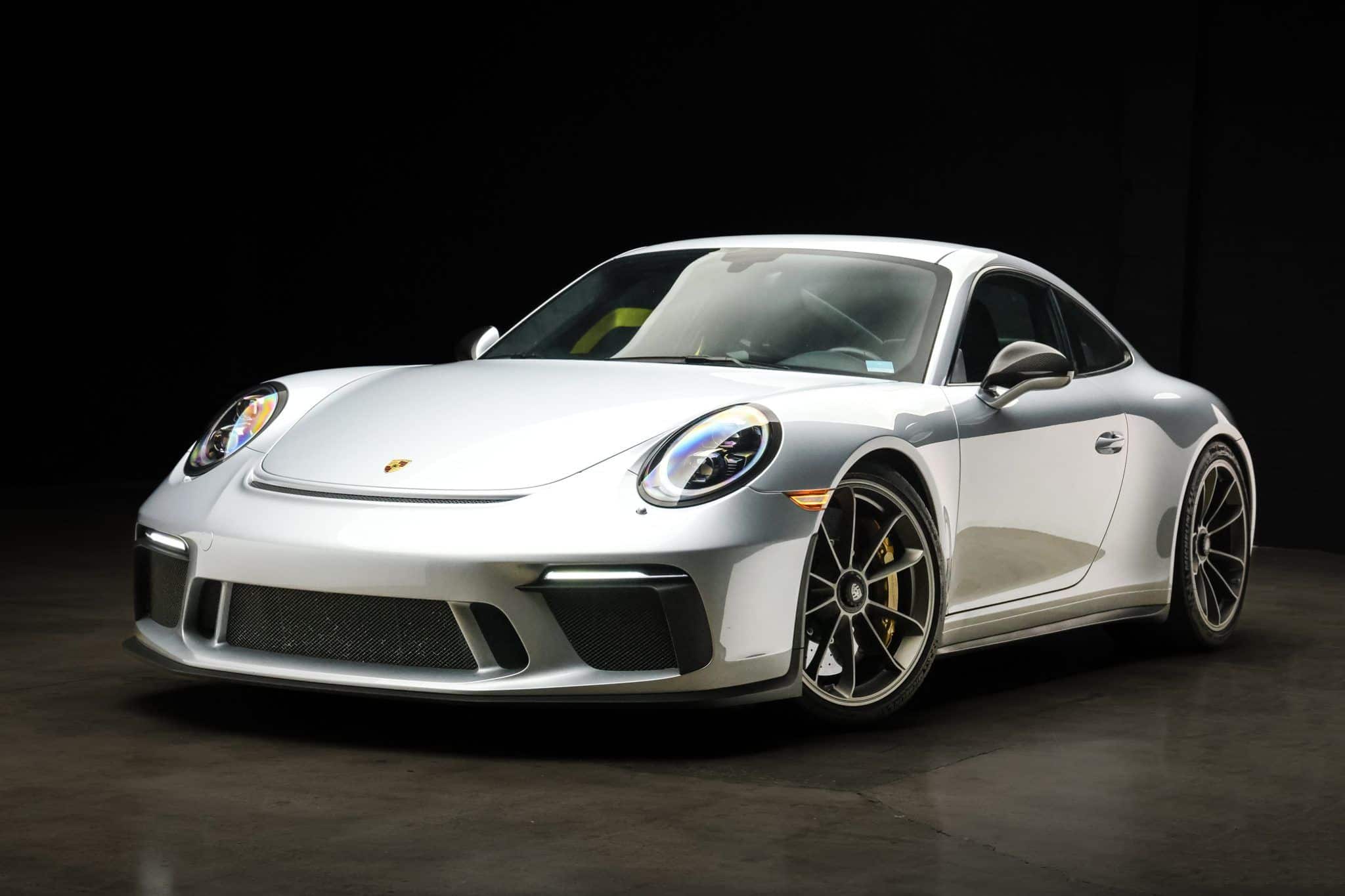 2018 Porsche 911 GT3 Touring in Rhodium Silver Metallic