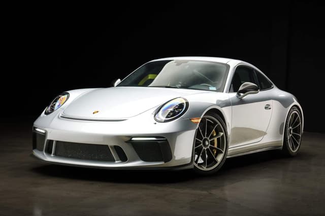 2018 Porsche 911 GT3 Touring in Rhodium Silver Metallic — photo 1