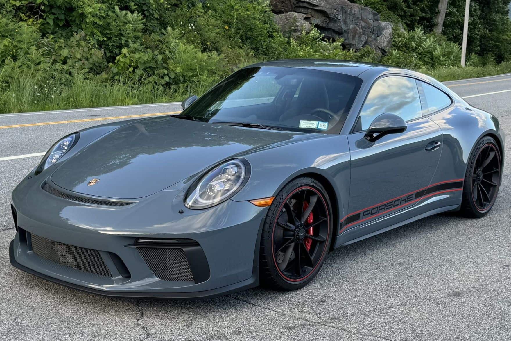 2018 Porsche 911 GT3 Touring in Graphite Blue Metallic