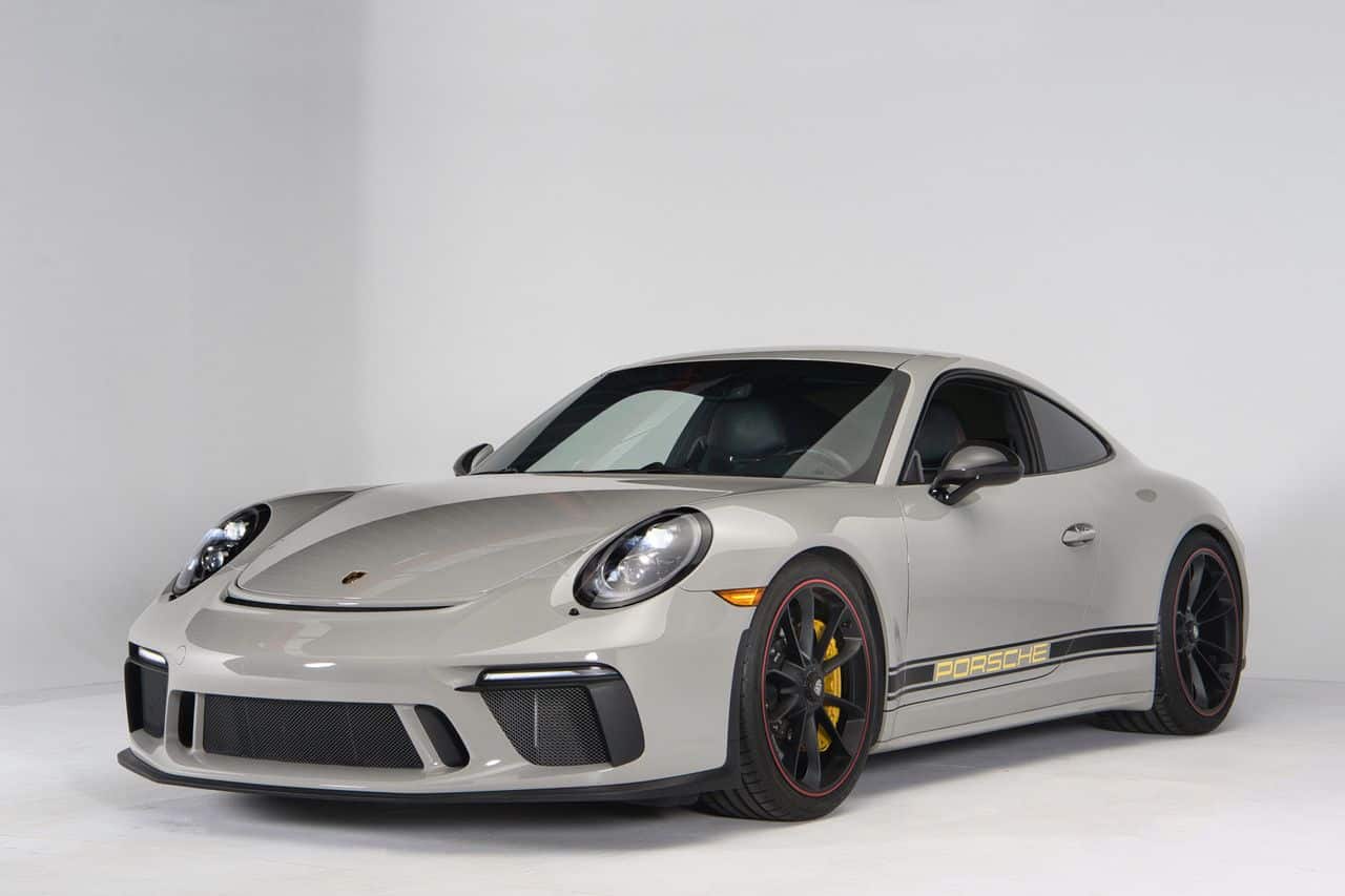 2018 Porsche 911 GT3 Touring in Chalk