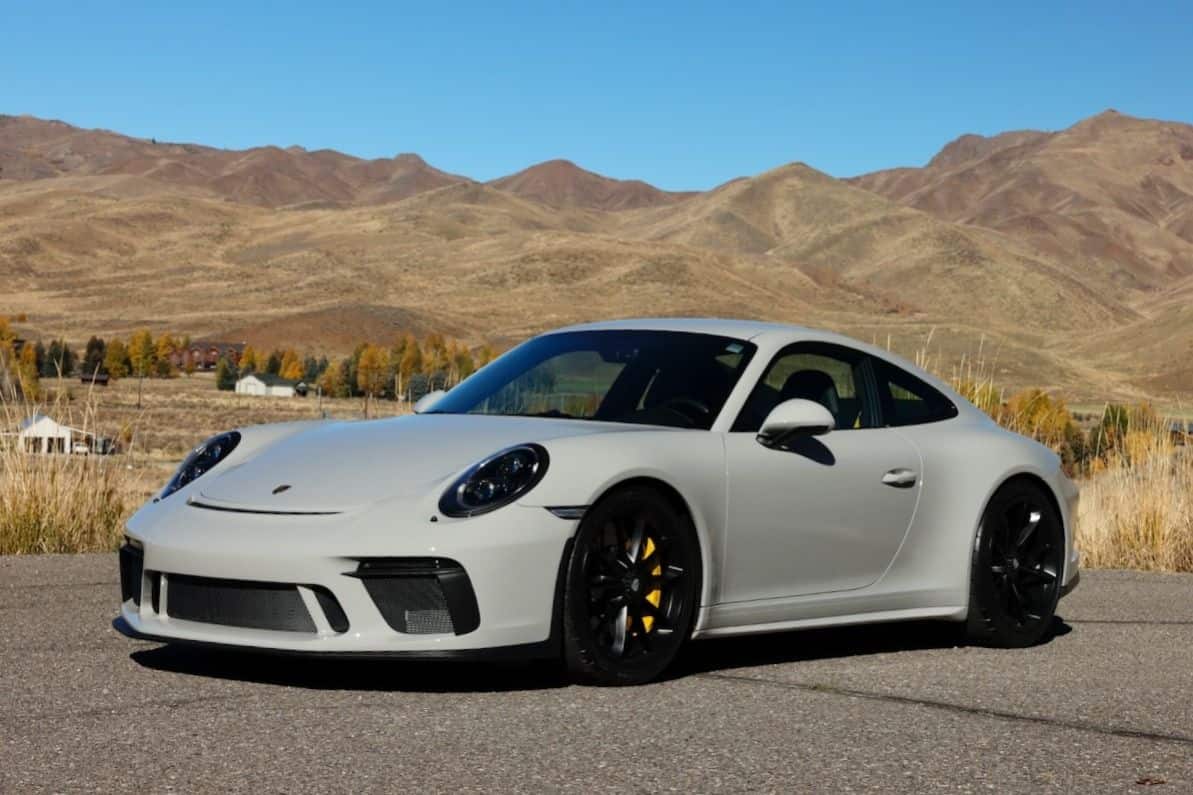 2019 Porsche 911 GT3 Touring in Chalk