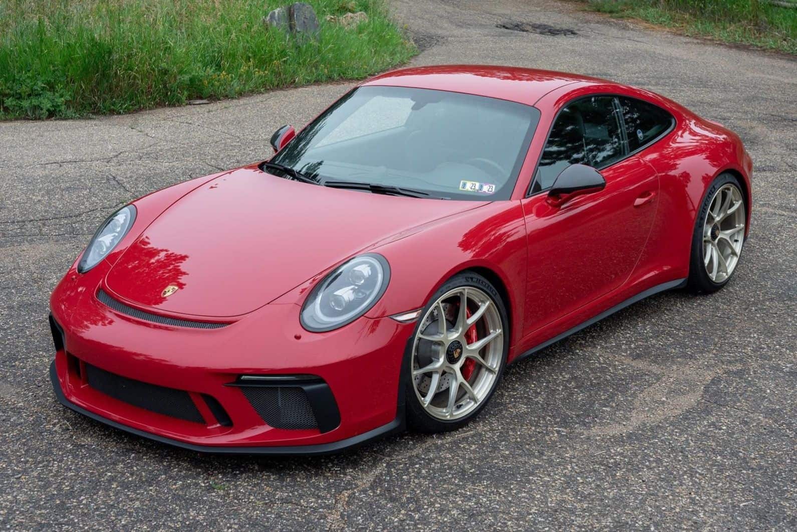 2018 Porsche 911 GT3 Touring in Carmine Red