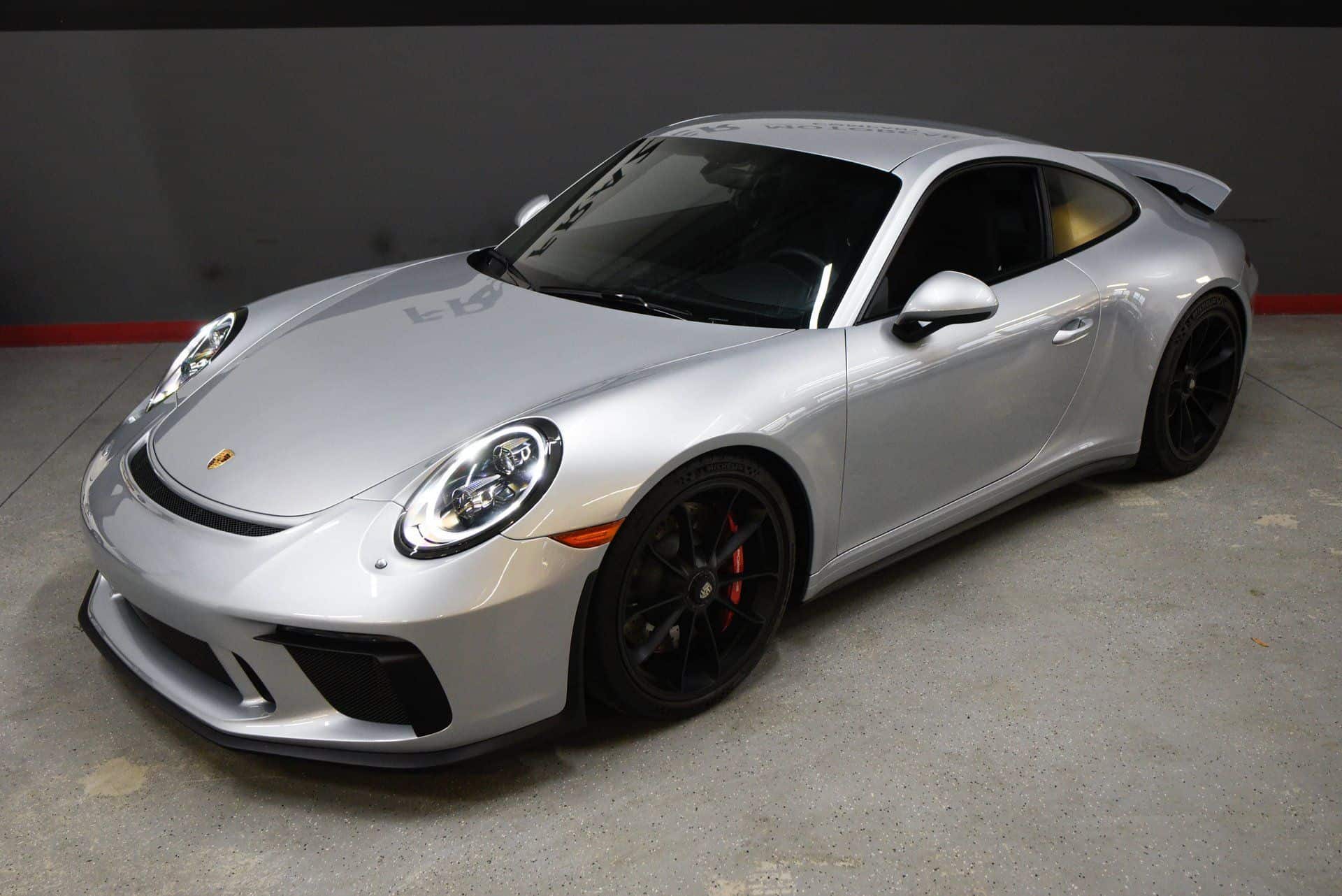 2018 Porsche 911 GT3 Touring in Rhodium Silver Metallic