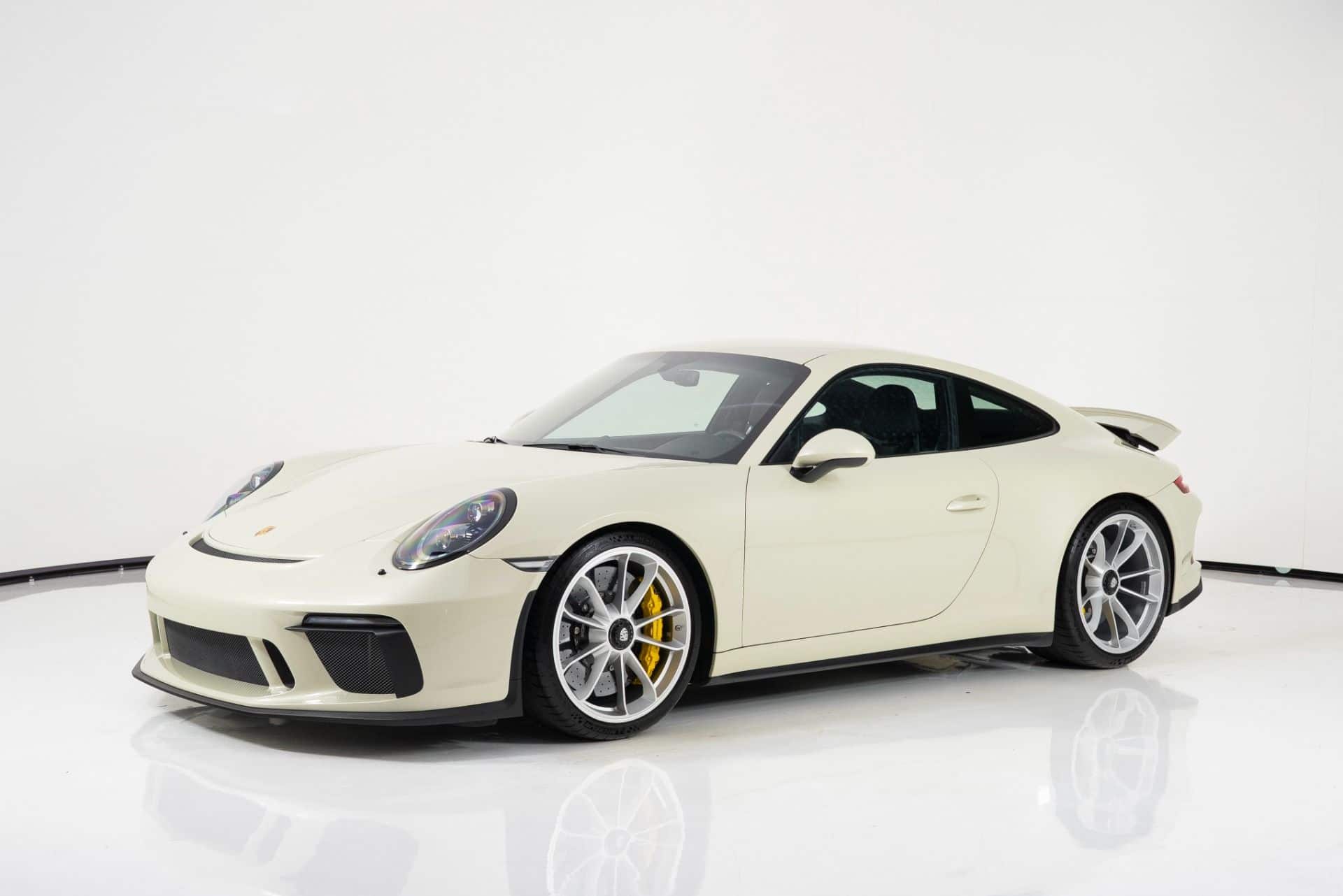 2018 Porsche 911 GT3 Touring in Exterior in Custom Color Metallic