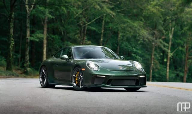 2018 Porsche 911 GT3 Touring in Exterior in Custom Color Metallic — photo 1