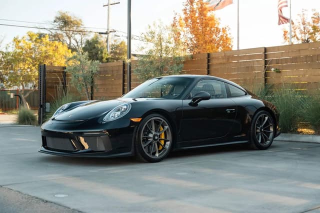 2019 Porsche 911 GT3 Touring in Jet Black Metallic — photo 1