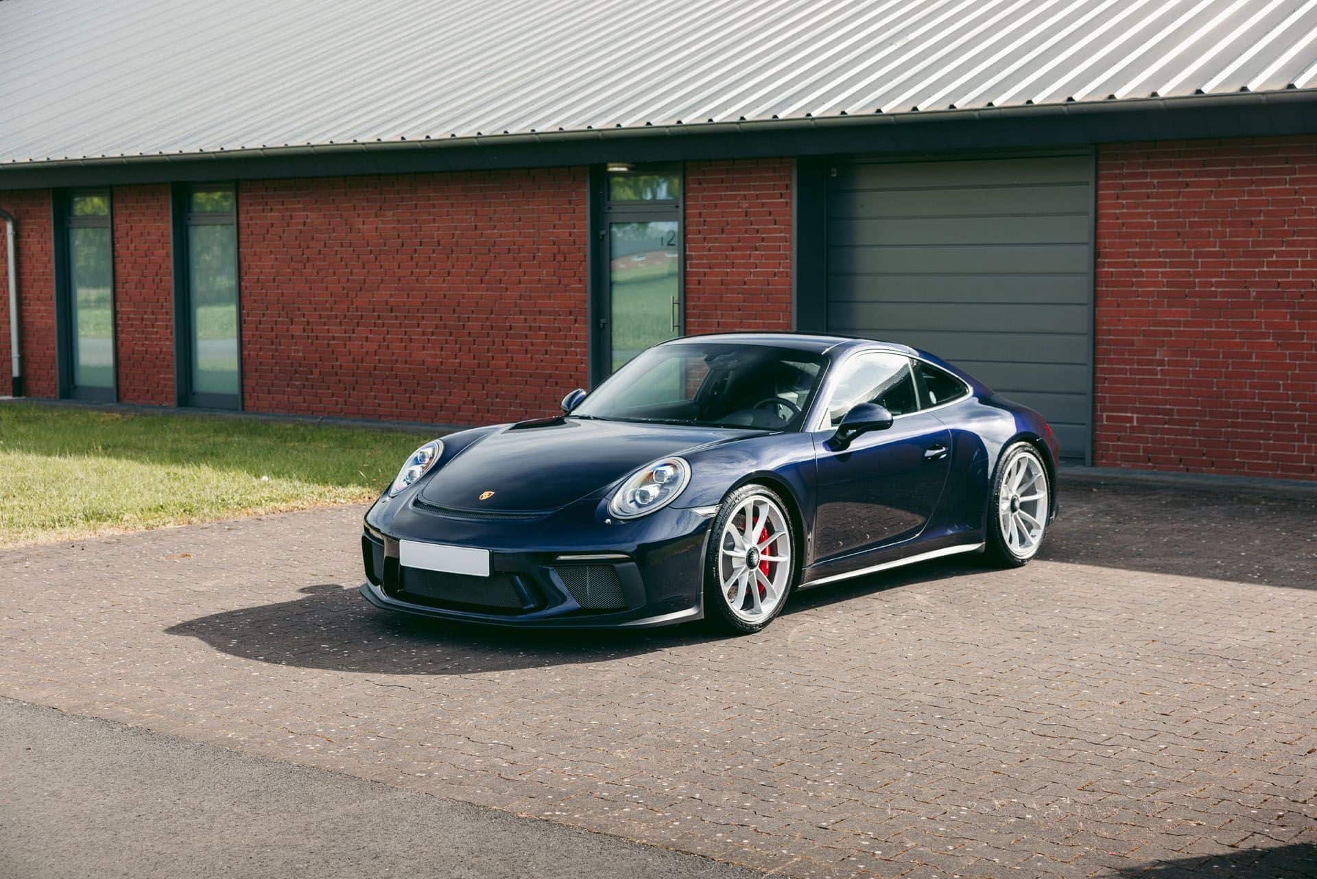 2018 Porsche 911 GT3 Touring in Unknown