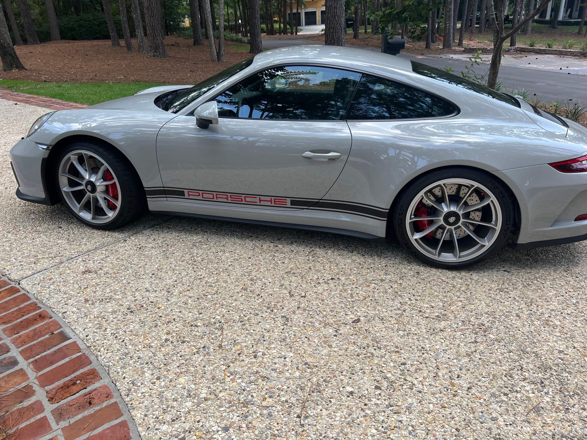 2018 Porsche 911 GT3 Touring in Chalk