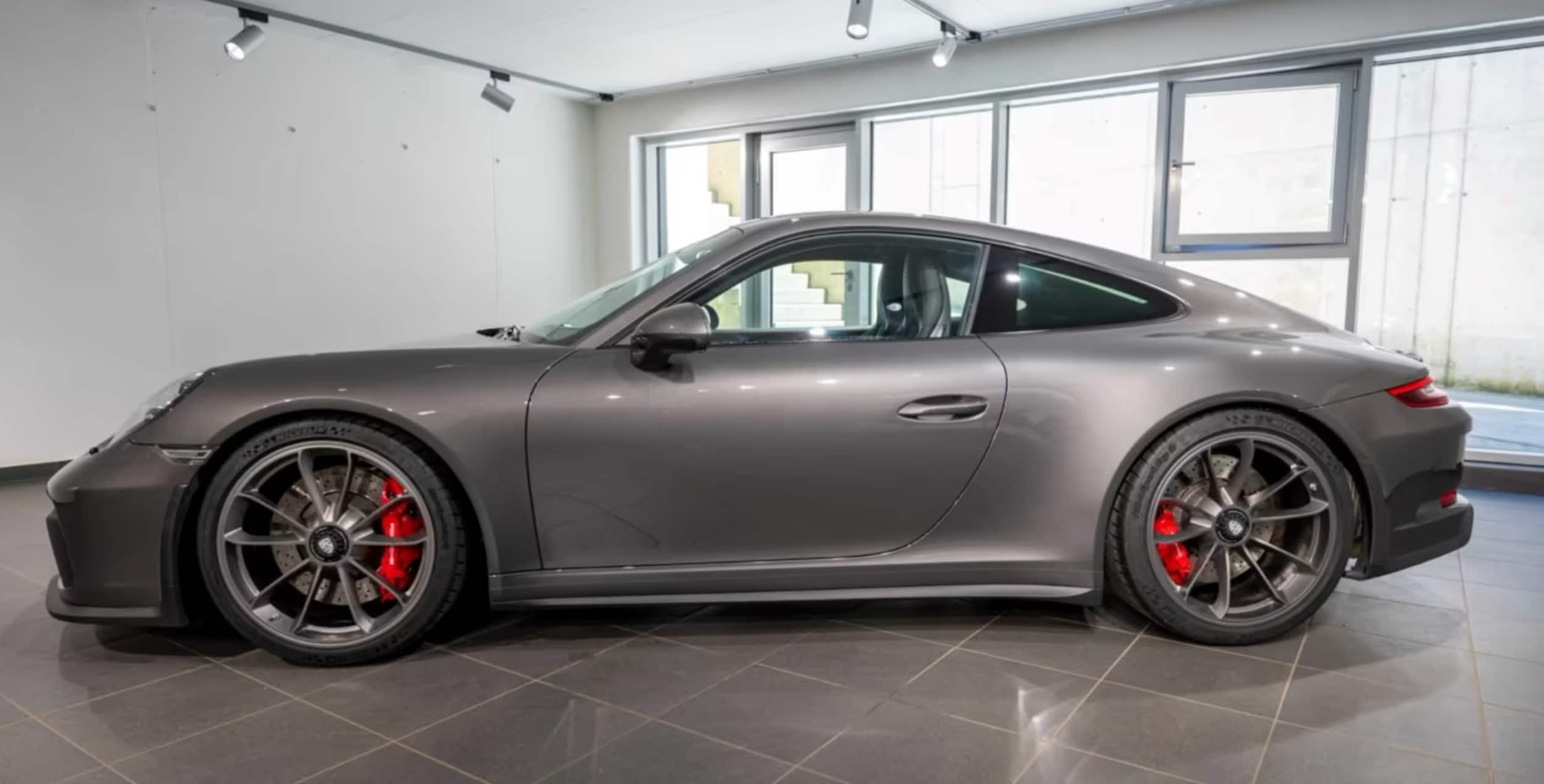 2018 Porsche 911 GT3 Touring in Unknown