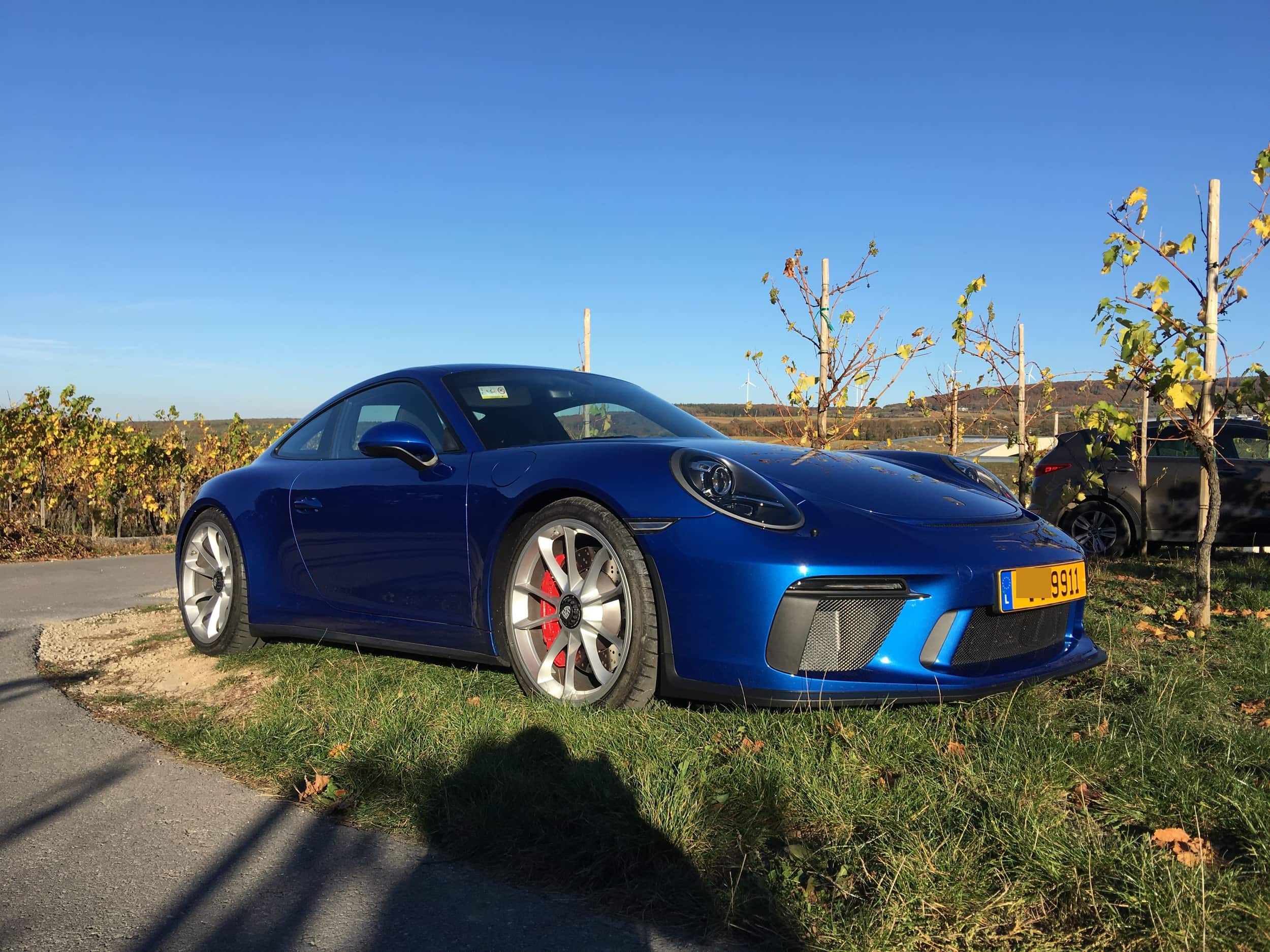2018 Porsche 911 GT3 Touring in Sapphire Blue Metallic