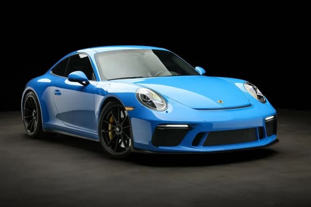 2018 Porsche 911 GT3 Touring in Exterior in Custom Color Non-Metallic — photo 3