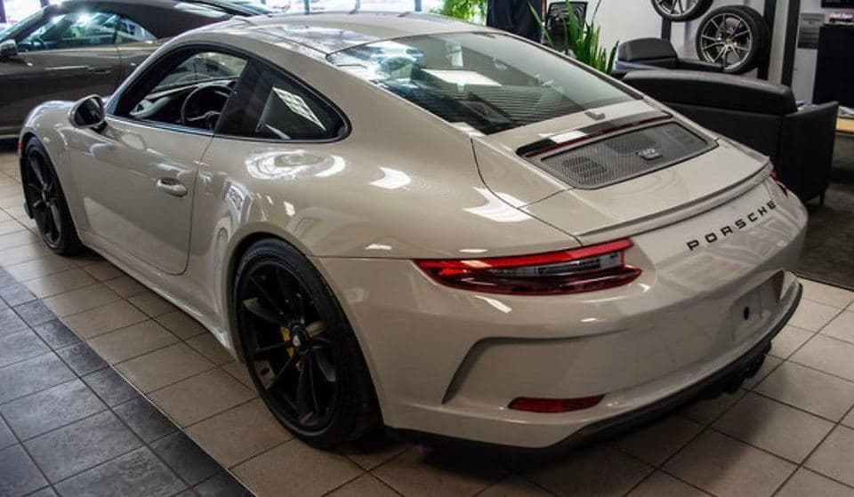 2018 Porsche 911 GT3 Touring in Chalk