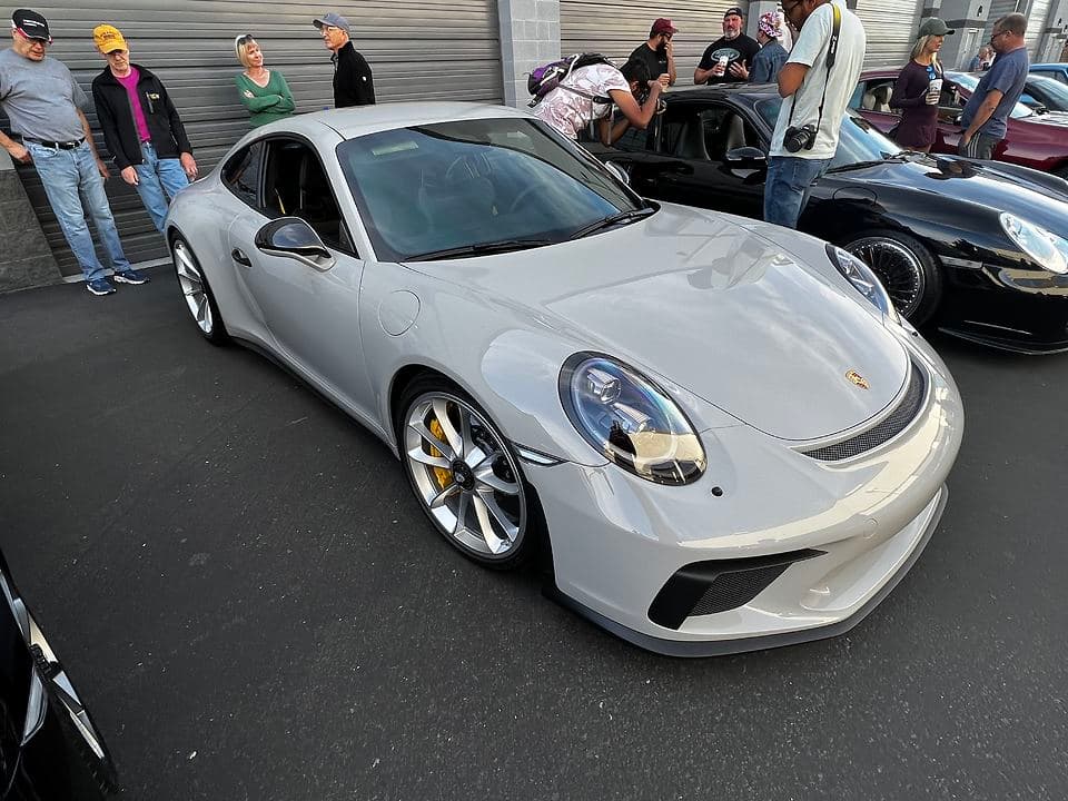 2018 Porsche 911 GT3 Touring in Chalk