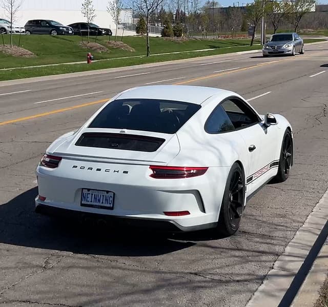 2018 Porsche 911 GT3 Touring in White — photo 3