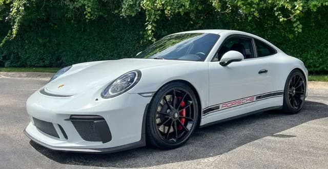 2018 Porsche 911 GT3 Touring in White — photo 5
