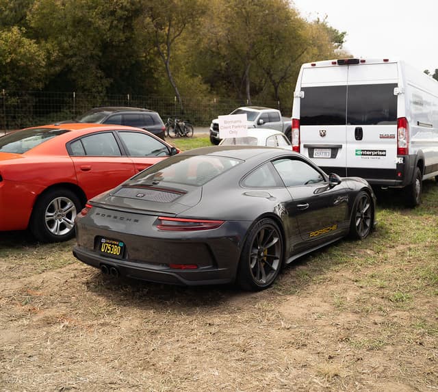 2018 Porsche 911 GT3 Touring in Exterior in Custom Color Non-Metallic — photo 2