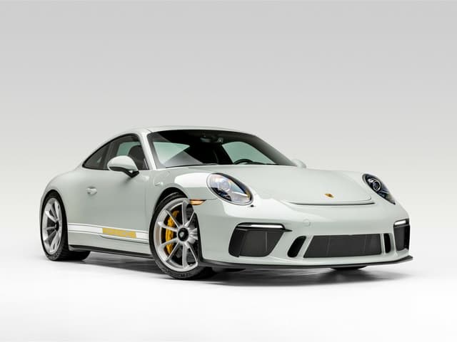 2018 Porsche 911 GT3 Touring in Exterior in Custom Color Non-Metallic — photo 3