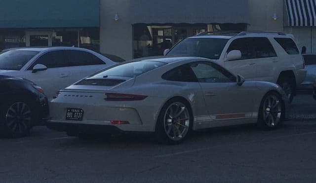 2018 Porsche 911 GT3 Touring in Exterior in Custom Color Non-Metallic — photo 10