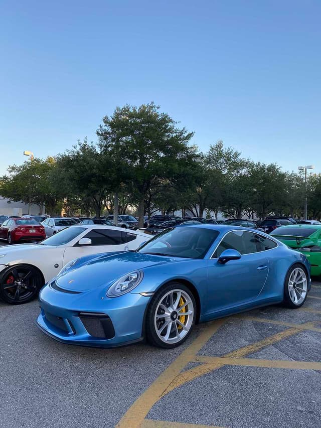 2018 Porsche 911 GT3 Touring in Exterior in Custom Color Metallic — photo 1