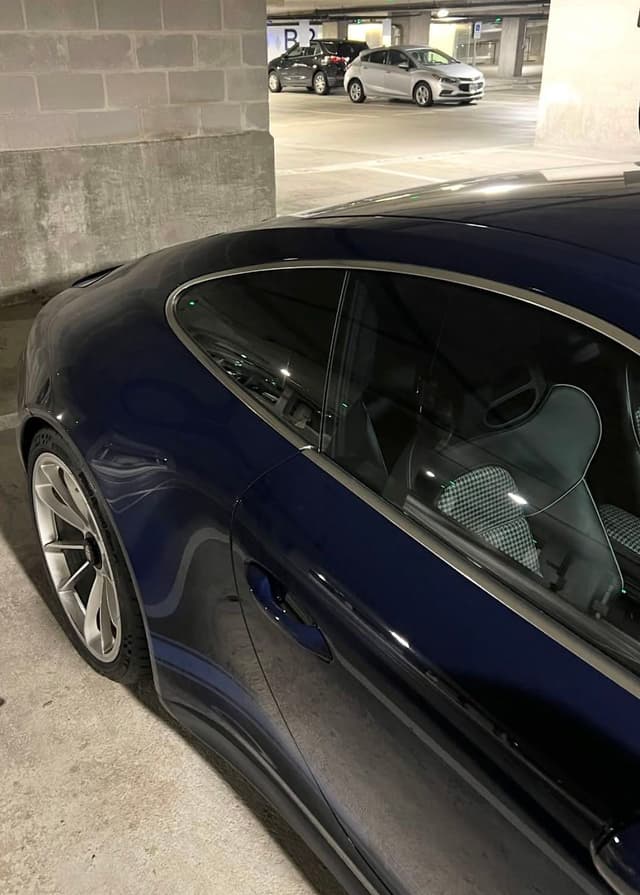 2018 Porsche 911 GT3 Touring in Exterior in Custom Color Non-Metallic — photo 2