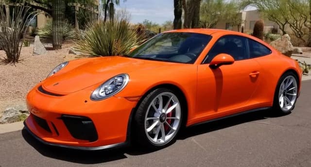 2019 Porsche 911 GT3 Touring in Exterior in Custom Color Non-Metallic — photo 2
