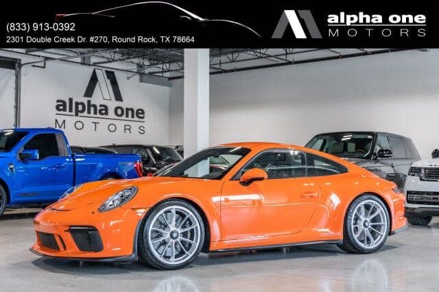 2019 Porsche 911 GT3 Touring in Exterior in Custom Color Non-Metallic — photo 3