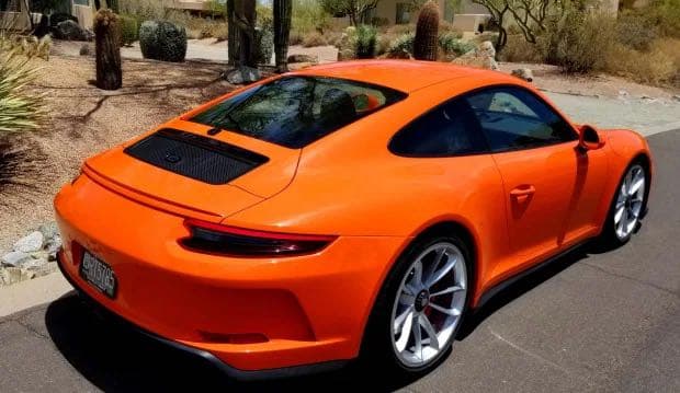 2019 Porsche 911 GT3 Touring in Exterior in Custom Color Non-Metallic — photo 6