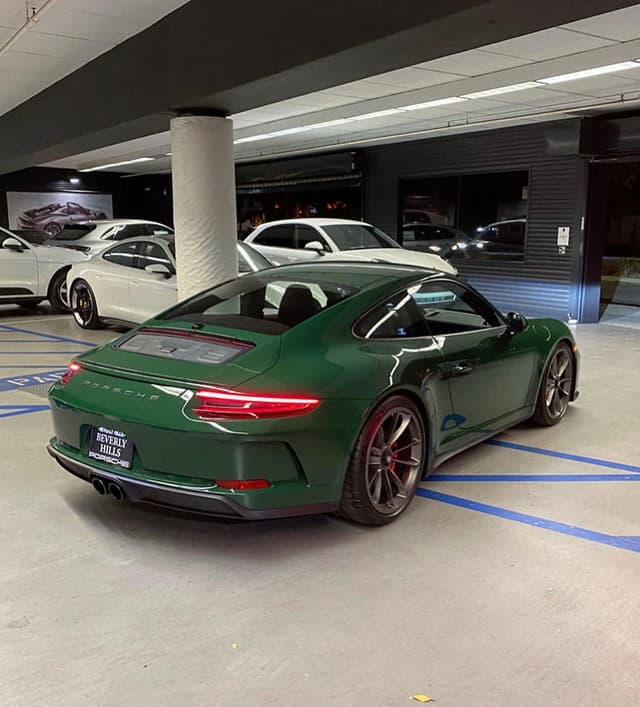 2019 Porsche 911 GT3 Touring in Unknown — photo 2