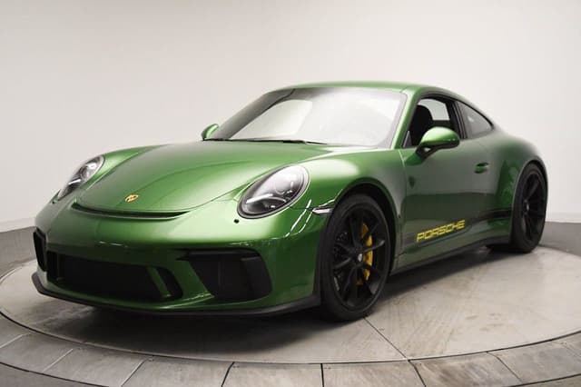 2018 Porsche 911 GT3 Touring in Exterior in Custom Color Metallic — photo 5