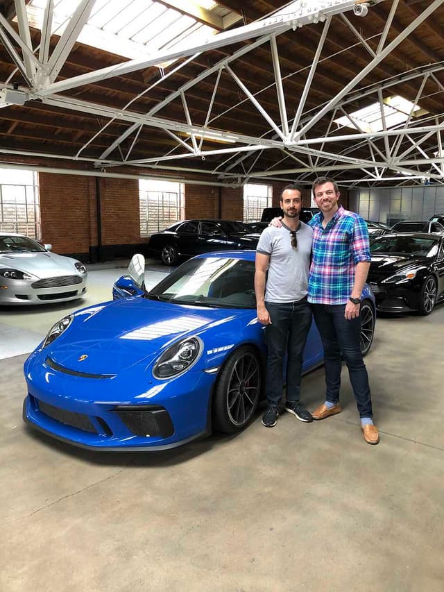 2018 Porsche 911 GT3 Touring in Exterior in Custom Color Non-Metallic — photo 32