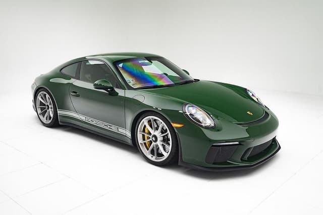 2018 Porsche 911 GT3 Touring in Exterior in Custom Color Non-Metallic — photo 10