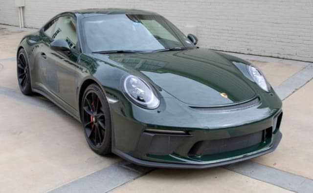 2018 Porsche 911 GT3 Touring in Exterior in Custom Color Non-Metallic — photo 9