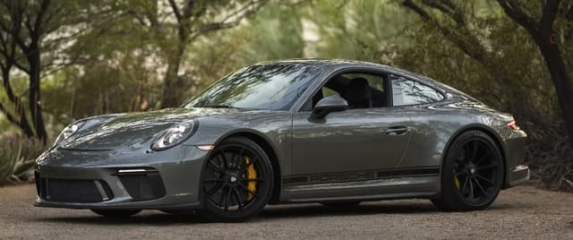 2018 Porsche 911 GT3 Touring in Exterior in Custom Color Metallic — photo 2