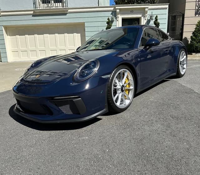 2018 Porsche 911 GT3 Touring in Exterior in Custom Color Non-Metallic — photo 1