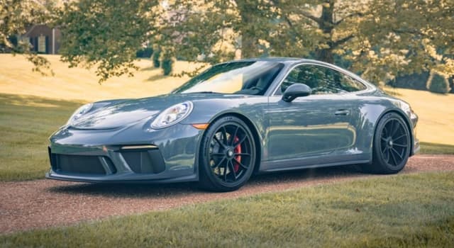 2018 Porsche 911 GT3 Touring in Exterior in Custom Color Metallic — photo 8