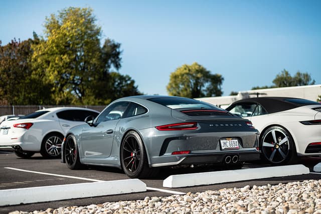 2018 Porsche 911 GT3 Touring in Exterior in Custom Color Metallic — photo 9
