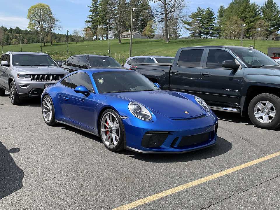 2018 Porsche 911 GT3 Touring in Sapphire Blue Metallic