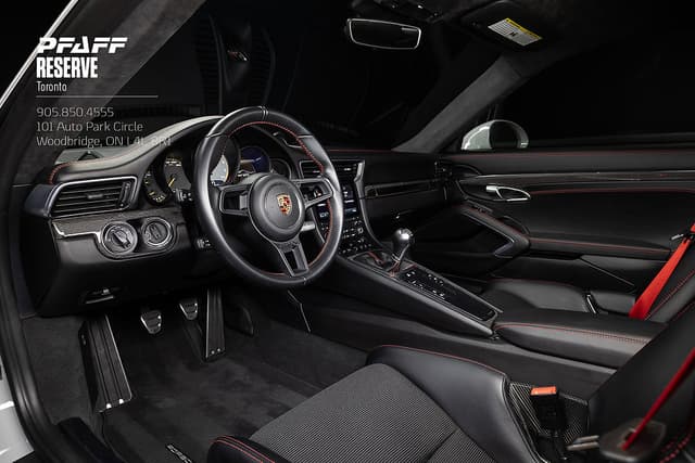2018 Porsche 911 GT3 Touring in Chalk — photo 2