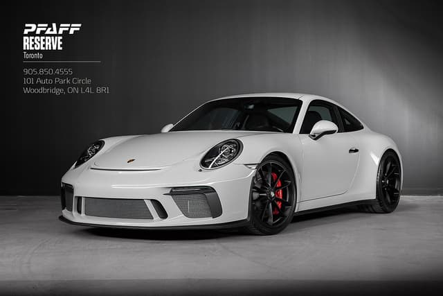 2018 Porsche 911 GT3 Touring in Chalk — photo 4