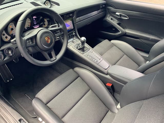 2018 Porsche 911 GT3 Touring in Exterior in Custom Color Non-Metallic — photo 20